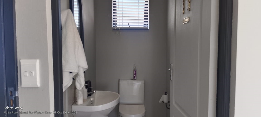 6 Bedroom Property for Sale in Seemeeu Park Western Cape